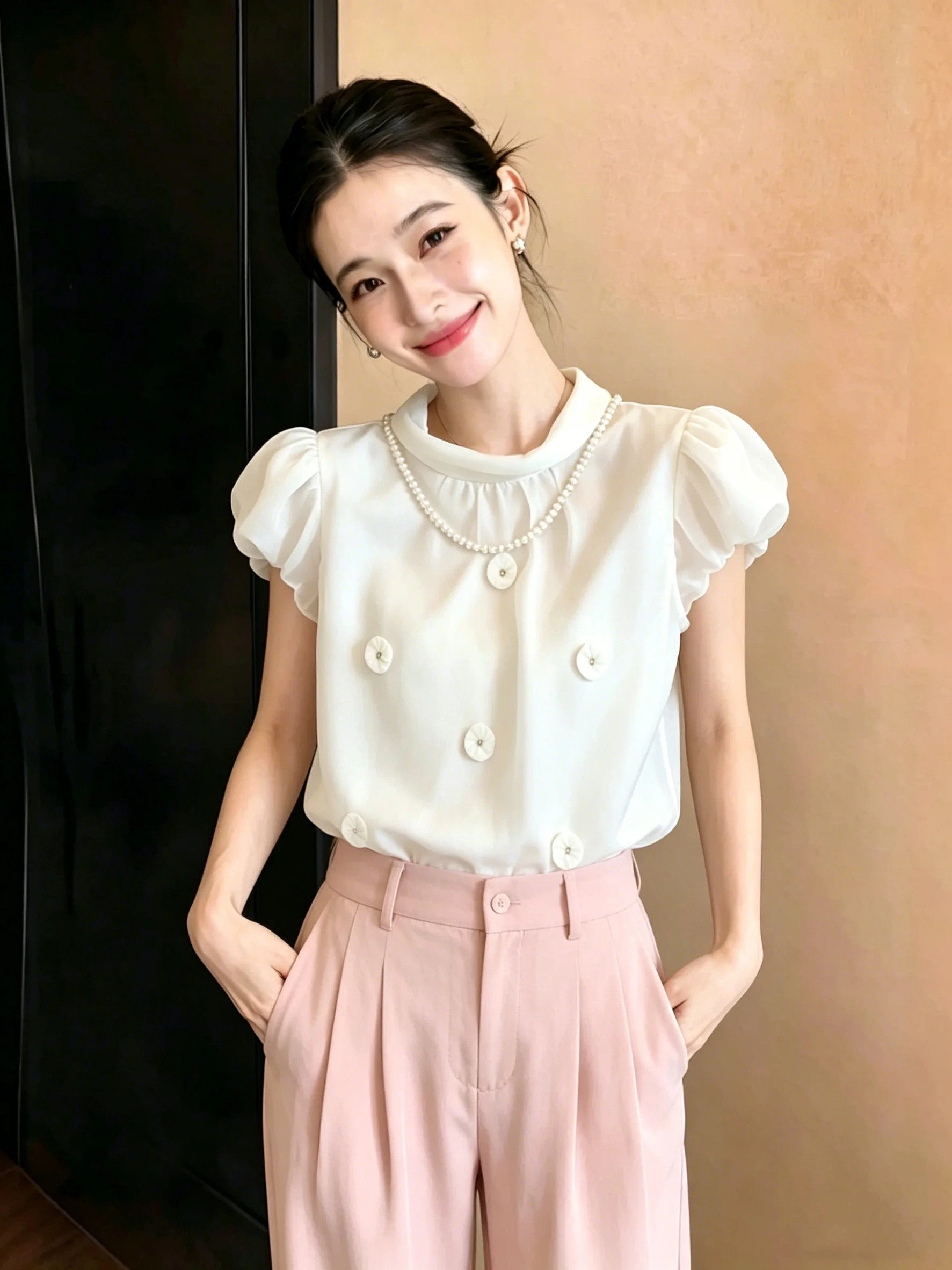 Sweet Floral Bowknot Stand Collar Bubble Sleeve White Shirt Women's Summer New Style Youthful Chiffon Top Korean Loose Fit ...
Sweet Floral Bowknot Stand Collar Bubble Sleeve White Shirt Women's Summer New Style Youthful Chiffon Top Korean Loose Fit ...