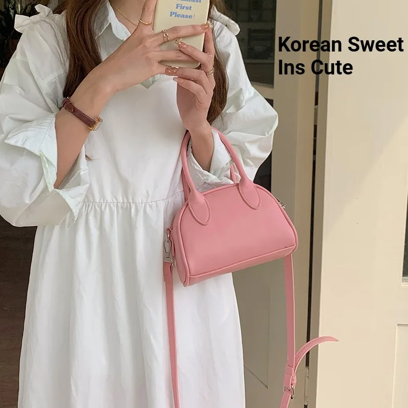 Korean sweet ins new 2026 niche design single shoulder crossbody bag women's simple and versatile handbag small square bag
Korean sweet ins new 2026 niche design single shoulder crossbody bag women's simple and versatile handbag small square bag