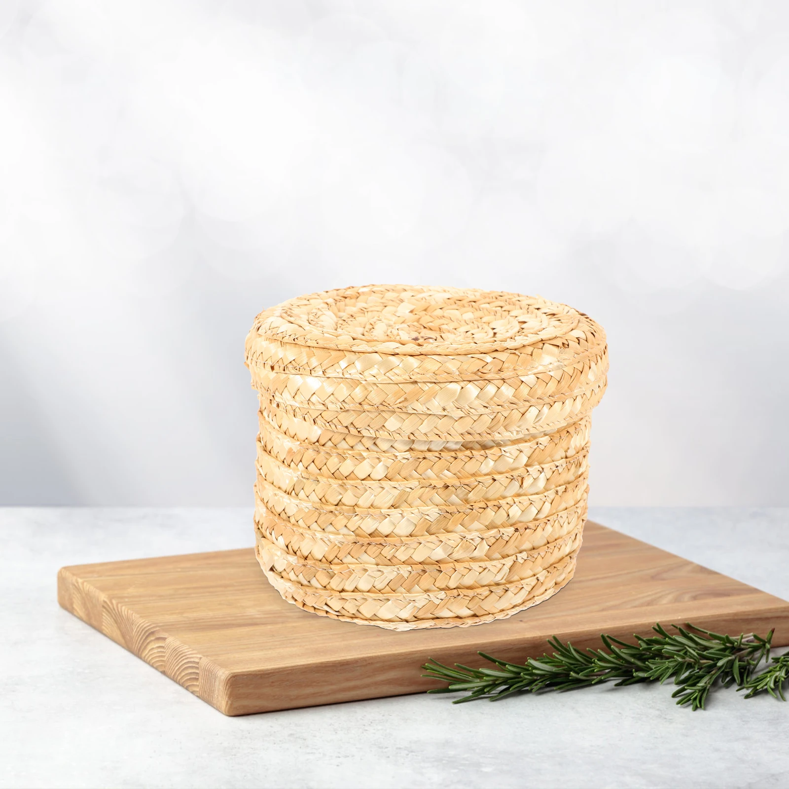 pcs Straw Storage Basket Handmade Natural Rustic Beige Airtight Cover Mini 14x13cm Handwoven ganizing Box For Home
pcs Straw Storage Basket Handmade Natural Rustic Beige Airtight Cover Mini 14x13cm Handwoven ganizing Box For Home