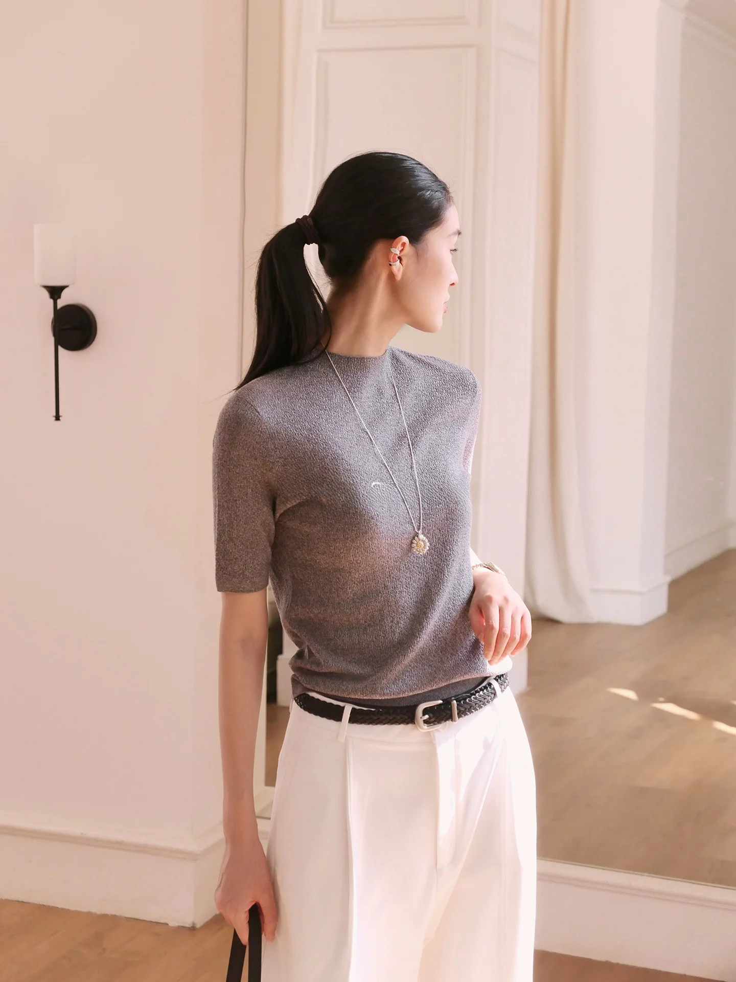 Spring Summer Women's Slim Fit Knitwear Short Sleeve Half High Collar mid Sleeve Casual Top Fashionable Versatile Cotton Silk...
Spring Summer Women's Slim Fit Knitwear Short Sleeve Half High Collar mid Sleeve Casual Top Fashionable Versatile Cotton Silk...