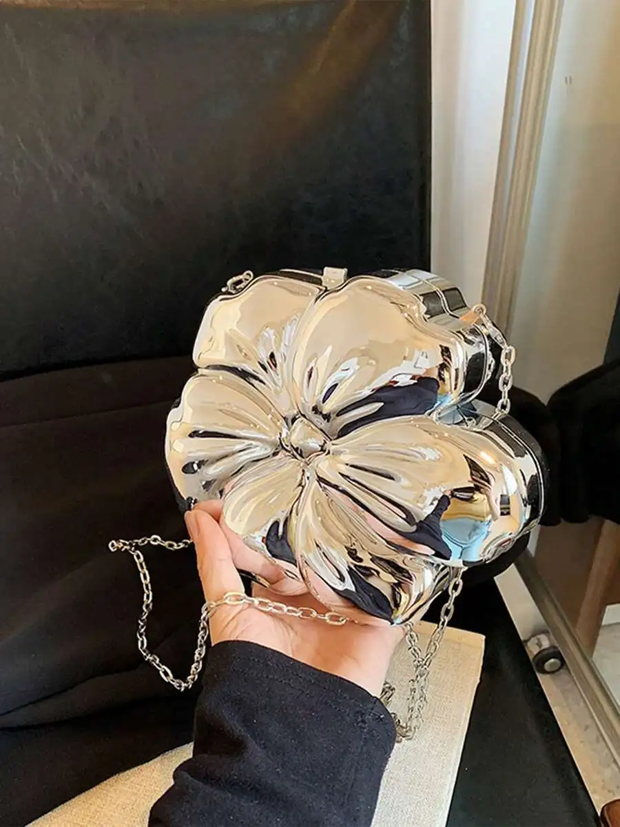 Womens Mini Floral Shaped Metallic Chain Crossbody Bag Evening Party Clutch
Womens Mini Floral Shaped Metallic Chain Crossbody Bag Evening Party Clutch