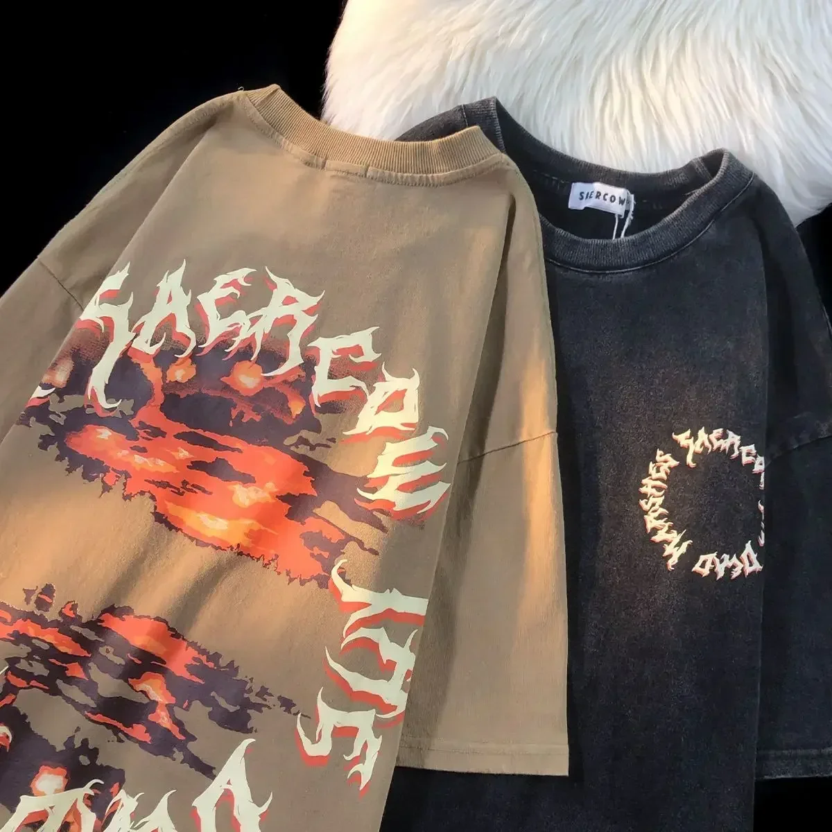 American Hiphop Creative Letter Fire Cloud Short Sleeve T-shirt for Men and Women Oversize Summer Loose Casual Couple Y2k Top
American Hiphop Creative Letter Fire Cloud Short Sleeve T-shirt for Men and Women Oversize Summer Loose Casual Couple Y2k Top