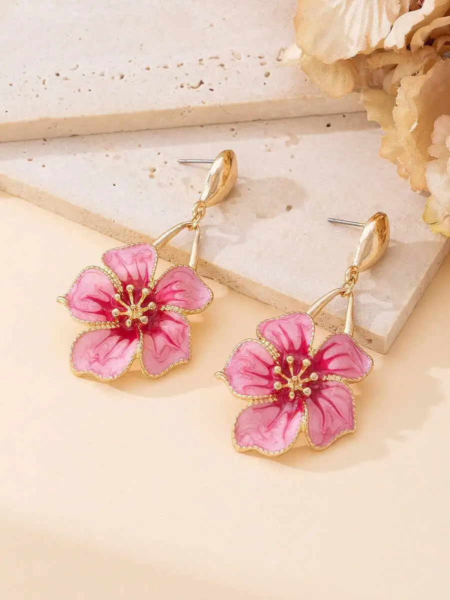 Elegant Vintage Handmade Gradient Pink Five-Petal Flower Pendant Earrings For Women
Elegant Vintage Handmade Gradient Pink Five-Petal Flower Pendant Earrings For Women