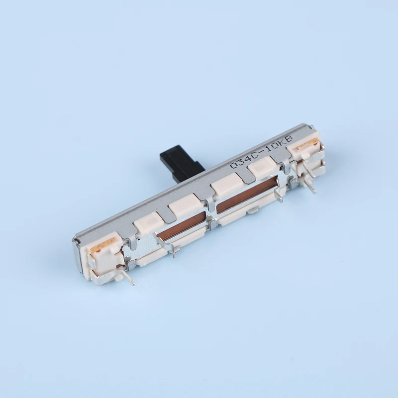 High Quality 4.5cm Sliding Potentiometer Duplex B10k 2-axis 10mm Mixer Accessories RS30111AC00V
High Quality 4.5cm Sliding Potentiometer Duplex B10k 2-axis 10mm Mixer Accessories RS30111AC00V