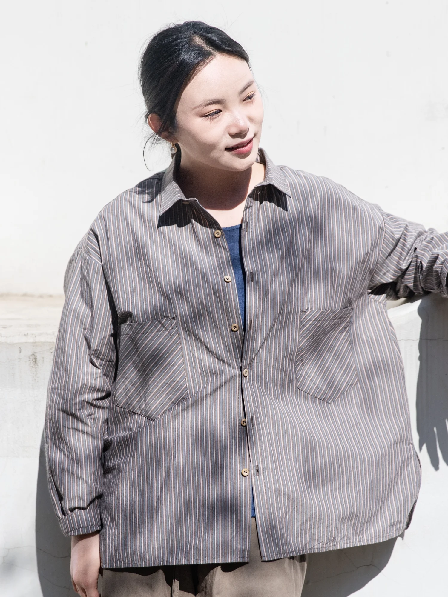 Artistic Cotton Shirt Women's Loose Long Sleeve Striped Top Versatile Comfortable Breathable Fashionable Spring Clothing
Artistic Cotton Shirt Women's Loose Long Sleeve Striped Top Versatile Comfortable Breathable Fashionable Spring Clothing