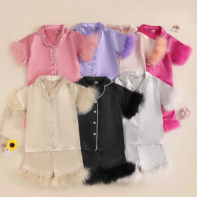 Baby Girls Pajamas Set Summer Feather Patchwork Button up Short Sleeves Shirt with Elastic Shorts for Loungewear
Baby Girls Pajamas Set Summer Feather Patchwork Button up Short Sleeves Shirt with Elastic Shorts for Loungewear
