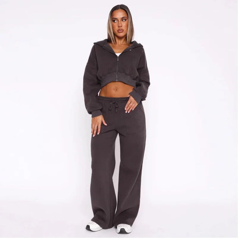 European and American Trendy Women's Short Hooded Zipper Cardigan Sweatshirt Set with Drawstring Waistband Wide-leg Sweatpants
European and American Trendy Women's Short Hooded Zipper Cardigan Sweatshirt Set with Drawstring Waistband Wide-leg Sweatpants
