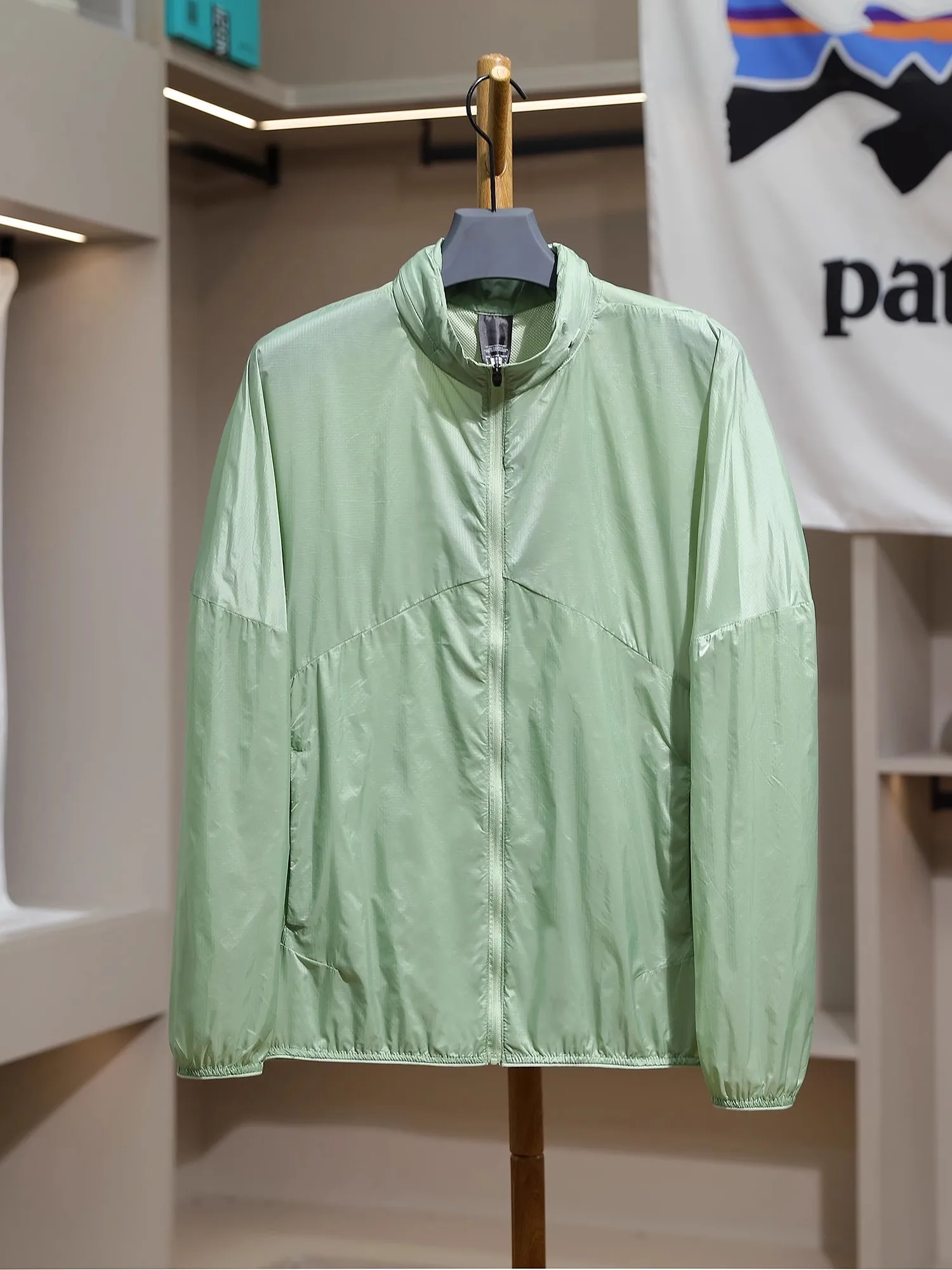 Men's Outdoor Lightweight Breathable Skin Sun Protection Outerwear Upf50 Ice Sensation Fiber Casual Entertainment Faion
Men's Outdoor Lightweight Breathable Skin Sun Protection Outerwear Upf50 Ice Sensation Fiber Casual Entertainment Faion