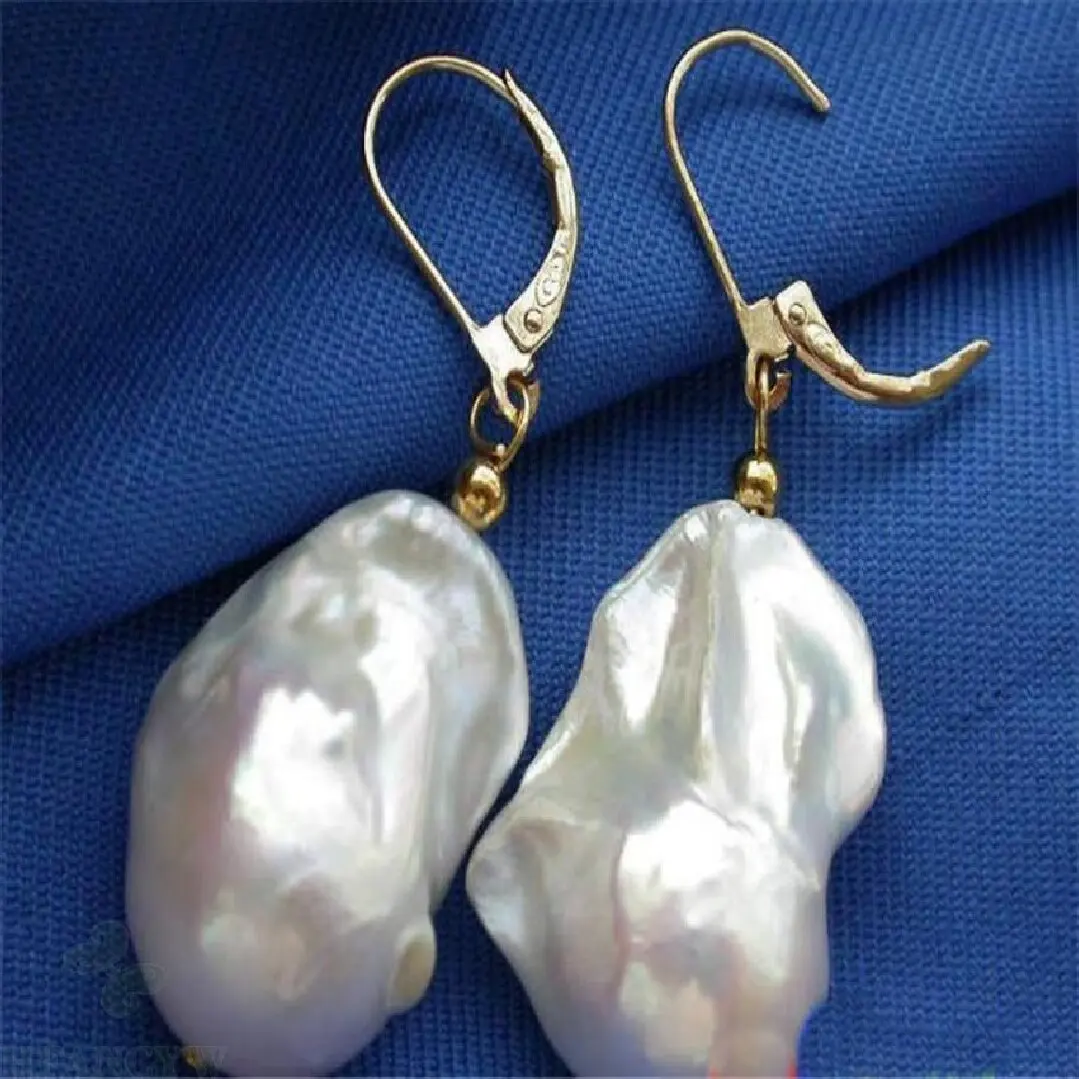 15-23mm Natural White Baroque Pearl Earrings Exquisite Classic 925 Silver Earrings
15-23mm Natural White Baroque Pearl Earrings Exquisite Classic 925 Silver Earrings