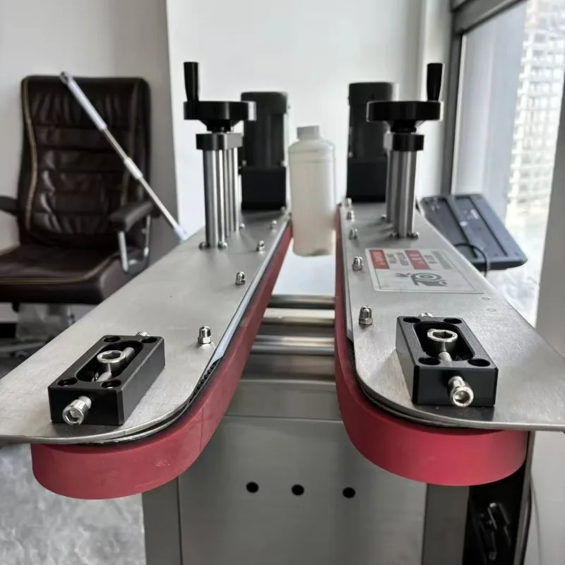 Hanging Type Clamp Bottle Conveyor Belt Bottom Coding Bottomless Side Transfer Belt Conveyor
Hanging Type Clamp Bottle Conveyor Belt Bottom Coding Bottomless Side Transfer Belt Conveyor
