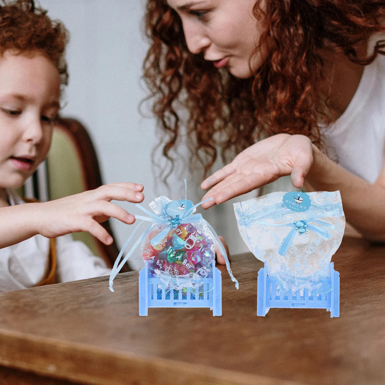 6pcs Cartoon Storage Boxes Plastic Small Candy Wrapping Cases Gift Containers Holder Premium Material Lightweight Design
6pcs Cartoon Storage Boxes Plastic Small Candy Wrapping Cases Gift Containers Holder Premium Material Lightweight Design