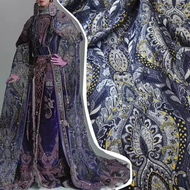 1yard Palace style embossed jacquard pattern fabric Designer Fashion Creative Stage Tops,Bottoms and Fabrics for clothing
1yard Palace style embossed jacquard pattern fabric Designer Fashion Creative Stage Tops,Bottoms and Fabrics for clothing