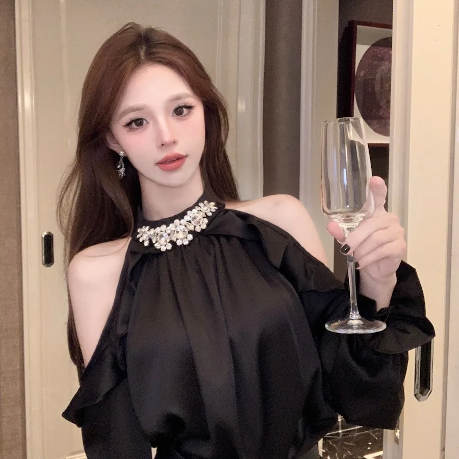 Ele Hollow out oulder irt with Lace Trim Slimming Design Autumn Winter New Sle Women's Faion Casual Long Sve
Ele Hollow out oulder irt with Lace Trim Slimming Design Autumn Winter New Sle Women's Faion Casual Long Sve