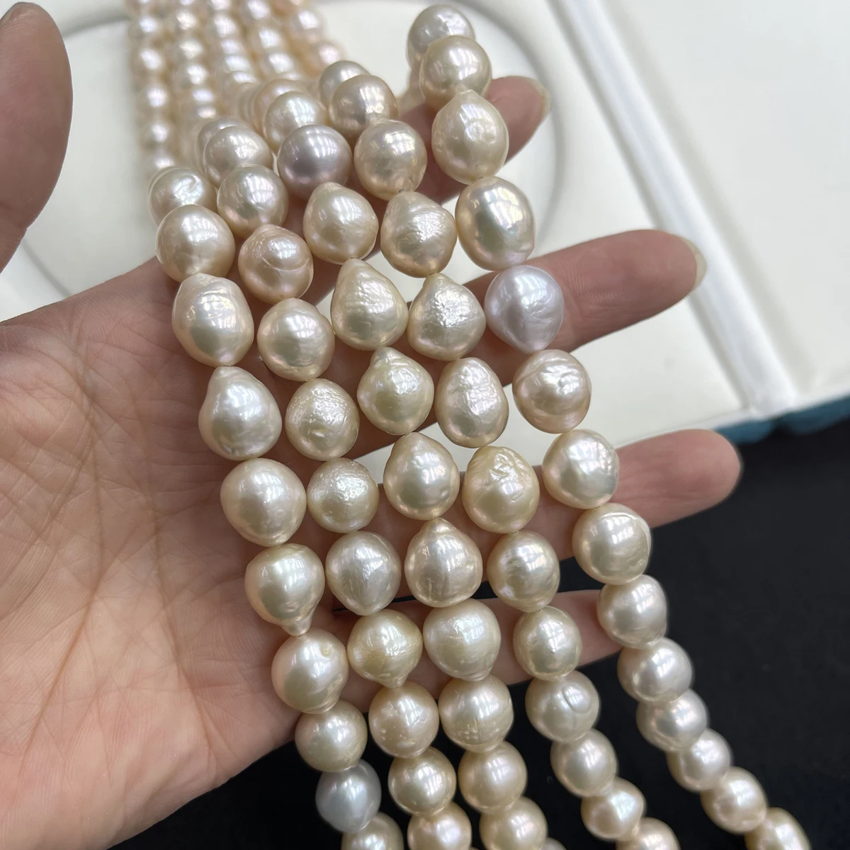 10-11mm Natural Freshwater Pearl Loose Bead Champagne Pink Teardrop Jewelry Make DIY Necklace Earring Bracelet Accessory Women
10-11mm Natural Freshwater Pearl Loose Bead Champagne Pink Teardrop Jewelry Make DIY Necklace Earring Bracelet Accessory Women