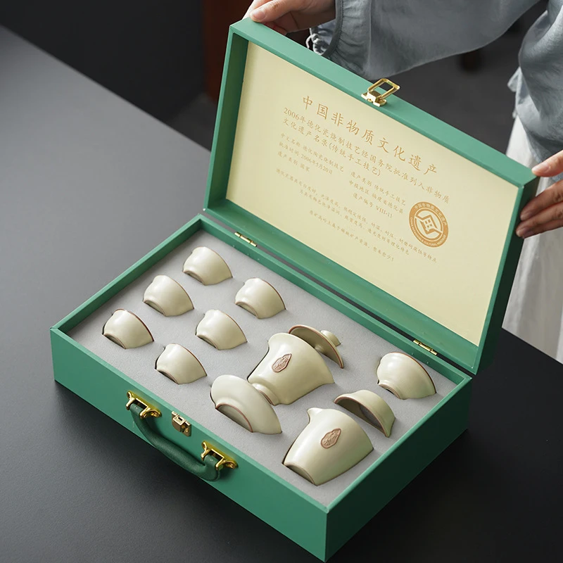 Kung Fu Tea Set Gift Box for Home and Office, Complete Ceramic Set
Kung Fu Tea Set Gift Box for Home and Office, Complete Ceramic Set