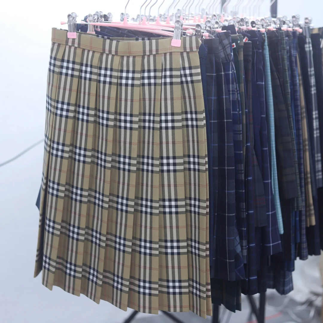 Vintage Japanese School Uniform Plaid Pleated Skirt G34 College Style Retro Box Pleat Skirt Student JK Uniform Straight Leg P...
Vintage Japanese School Uniform Plaid Pleated Skirt G34 College Style Retro Box Pleat Skirt Student JK Uniform Straight Leg P...