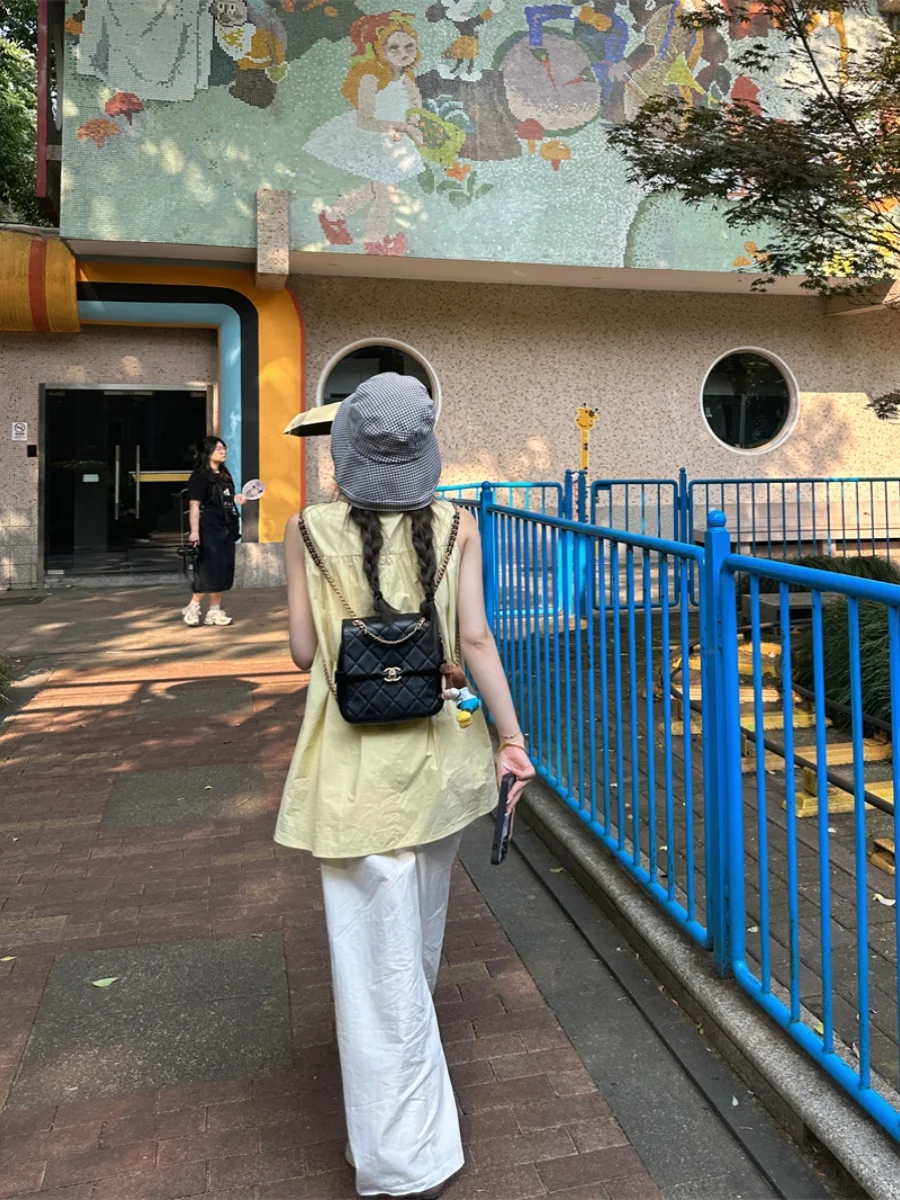 Summer Girl Feeling Pleated Design Svel A-Line Loose Slimming Top Openings Cotton Casual Versatile Tank Tops for Women
Summer Girl Feeling Pleated Design Svel A-Line Loose Slimming Top Openings Cotton Casual Versatile Tank Tops for Women