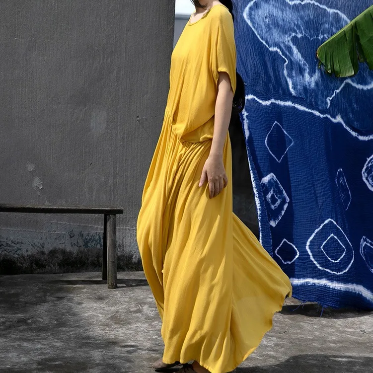 Design sense New pleated long dress in early summer Irregular short sleeves Elegant and comfortable dress Fashion casual Versati
Design sense New pleated long dress in early summer Irregular short sleeves Elegant and comfortable dress Fashion casual Versati