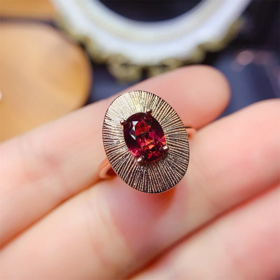 FS 6*8mm Natural Garnet S925 Sterling Silver Ring for Women Fine Fashion Charm Weddings Jewelry With Certificate MeiBaPJ New
FS 6*8mm Natural Garnet S925 Sterling Silver Ring for Women Fine Fashion Charm Weddings Jewelry With Certificate MeiBaPJ New