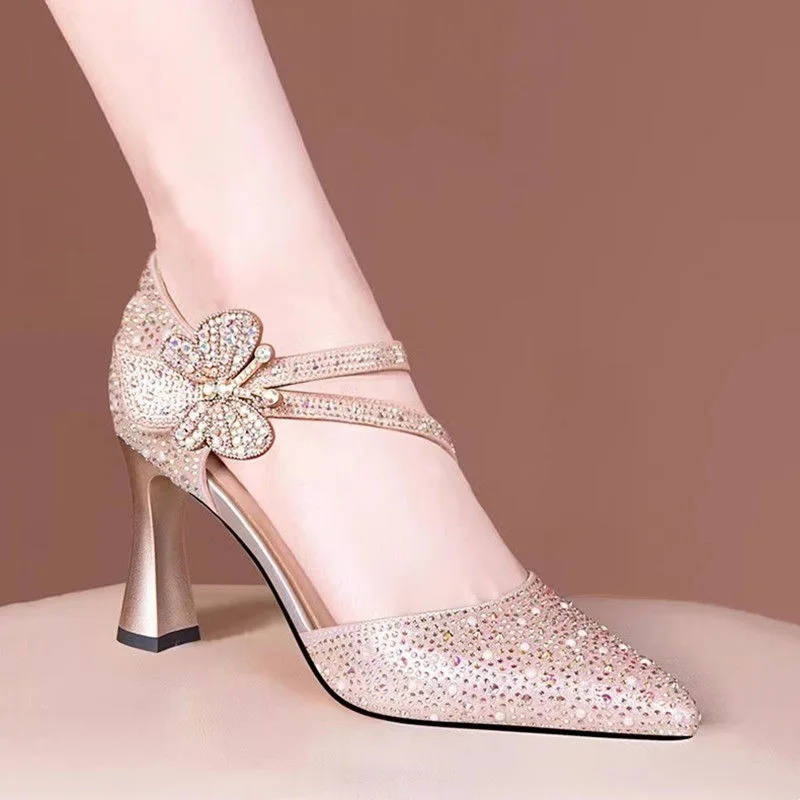 Sexy Thick Heel Sandals Women's Summer High Heels 2026 New Fashion Rhinestone Match Covered Heel Single Shoes
Sexy Thick Heel Sandals Women's Summer High Heels 2026 New Fashion Rhinestone Match Covered Heel Single Shoes