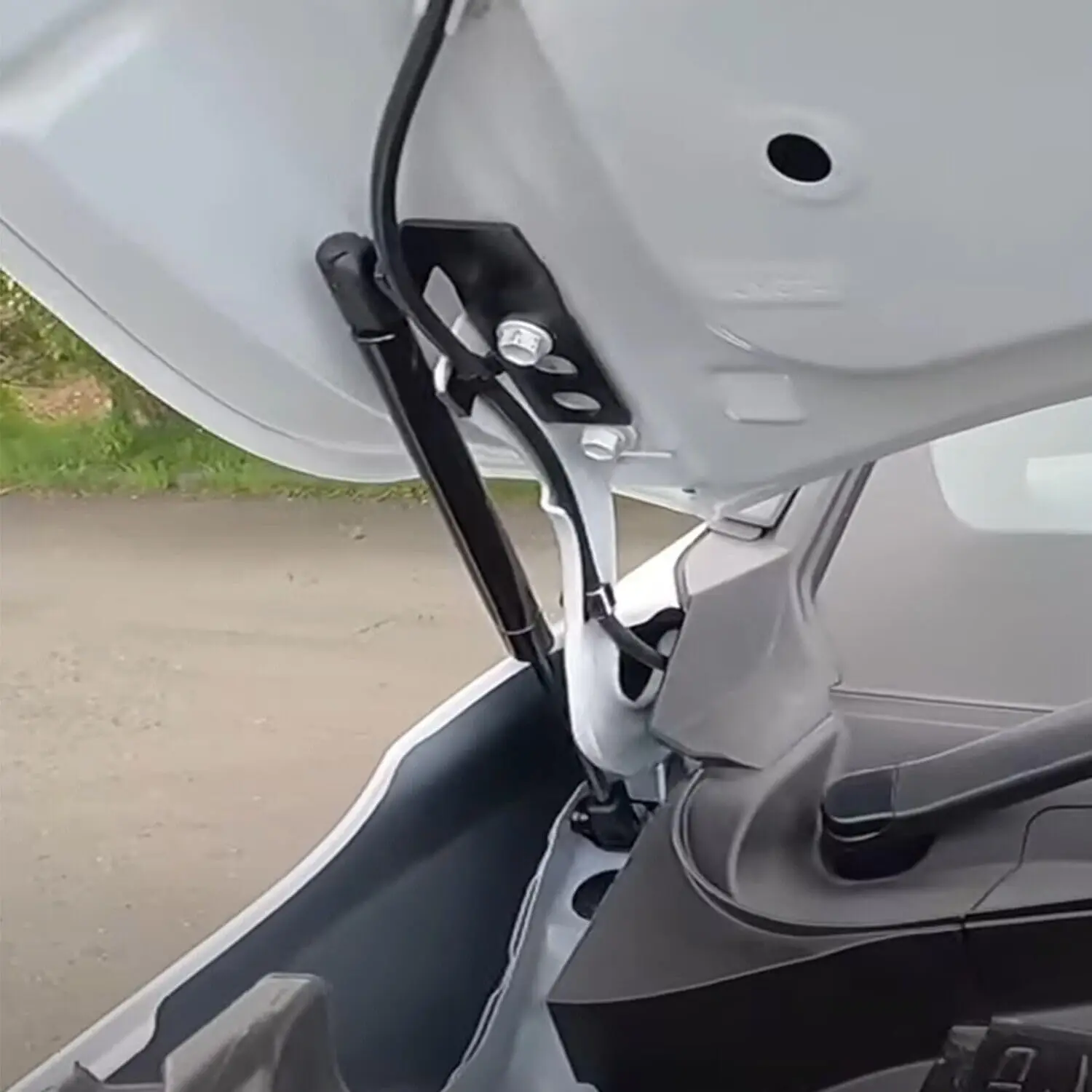 Для Toyota Corolla Cross 2020-2025 автомобильные аксессуары передний капот подъемная опора амортизатора авто замена 1 комплект
Для Toyota Corolla Cross 2020-2025 автомобильные аксессуары передний капот подъемная опора амортизатора авто замена 1 комплект