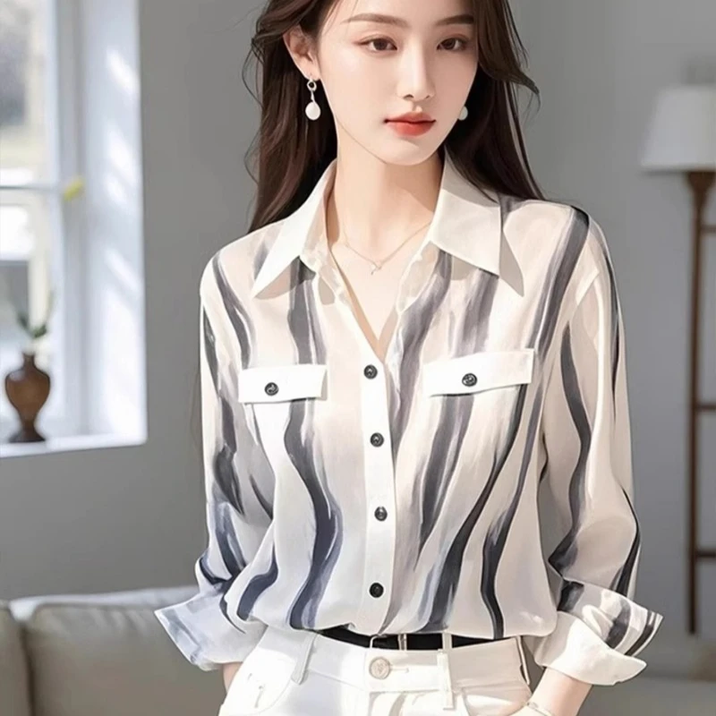Satin Women's Blouses Korean Shirts FASHION Loose Spring/Summer Stripe Vintage Clothing Long Sleeve Women Tops
Satin Women's Blouses Korean Shirts FASHION Loose Spring/Summer Stripe Vintage Clothing Long Sleeve Women Tops
