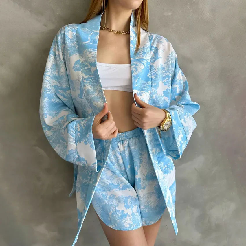 2026 Satin Blue Printed Long Sleeve Cardigan Nightgown Shorts Comfortable Women's Loungewear Pajamas Set XL Size Robe Shorts
2026 Satin Blue Printed Long Sleeve Cardigan Nightgown Shorts Comfortable Women's Loungewear Pajamas Set XL Size Robe Shorts