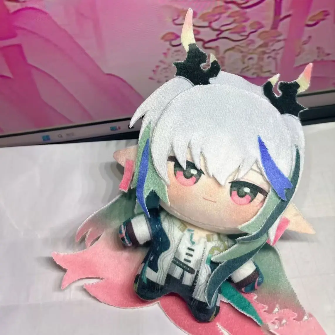 10CM Arknights Yi Wang Plush Doll Cute Shu Pramanix Backpack Pendant Keychain Anime Game Peripherals Soft Stuffed Toy XMAS Gift
10CM Arknights Yi Wang Plush Doll Cute Shu Pramanix Backpack Pendant Keychain Anime Game Peripherals Soft Stuffed Toy XMAS Gift