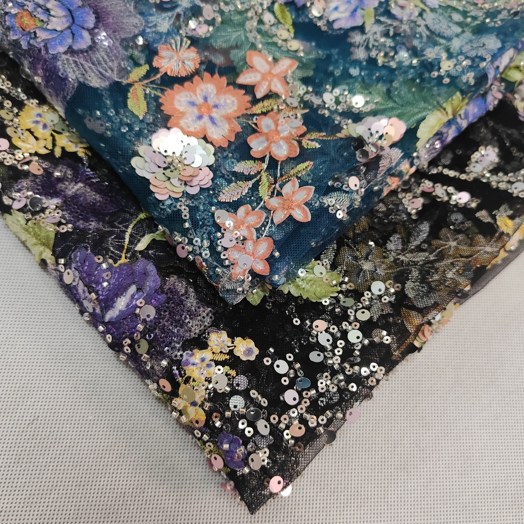 Floral sequin fabric materials for wedding dresses and party dresses, Sequin embroidery fabric for design
Floral sequin fabric materials for wedding dresses and party dresses, Sequin embroidery fabric for design