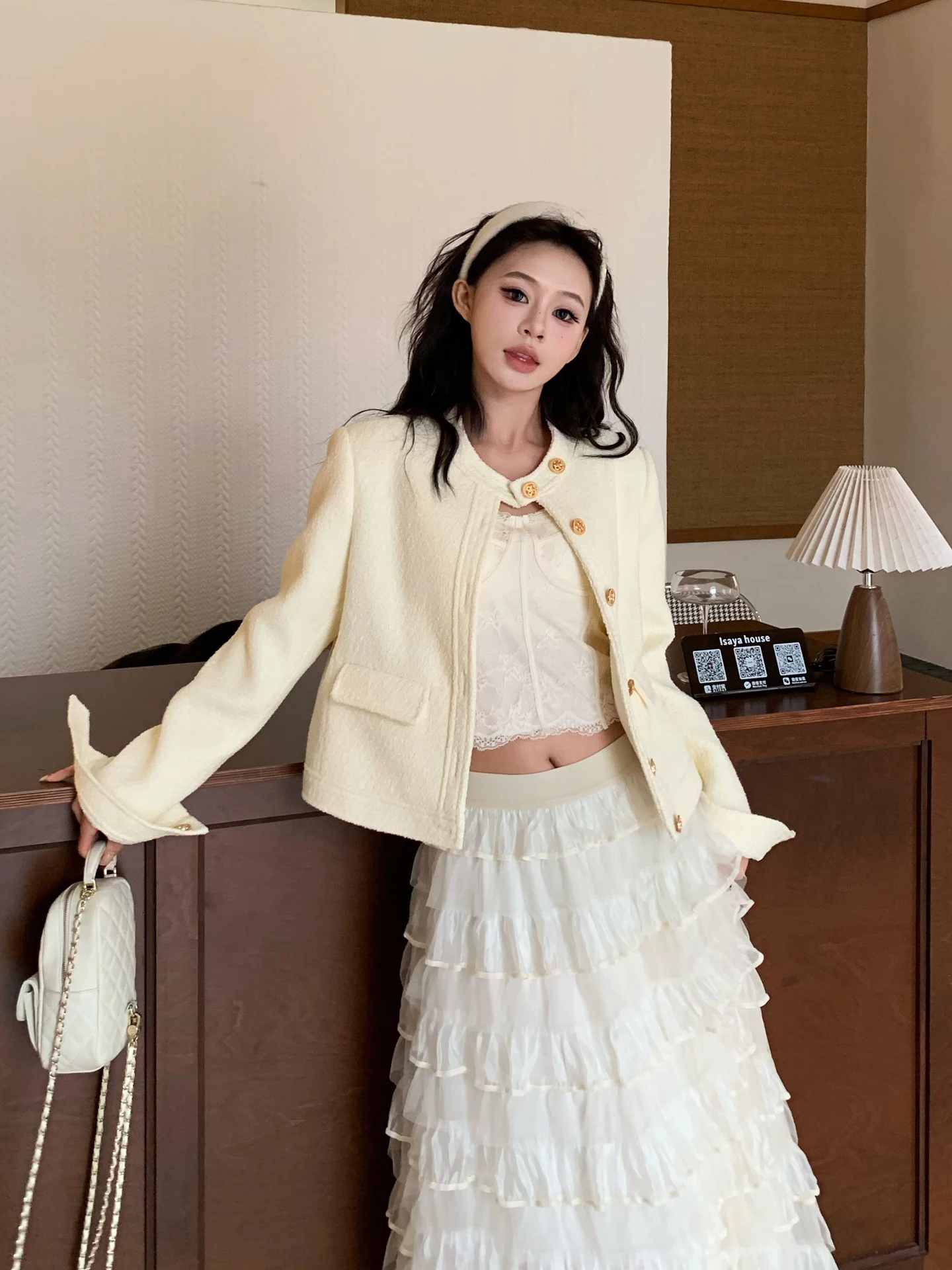 Elegant Short Style Jacket for Women Spring New Korean Style Shoulder Level Shirt Polyester Fiber Long Sleeve Button C...
Elegant Short Style Jacket for Women Spring New Korean Style Shoulder Level Shirt Polyester Fiber Long Sleeve Button C...