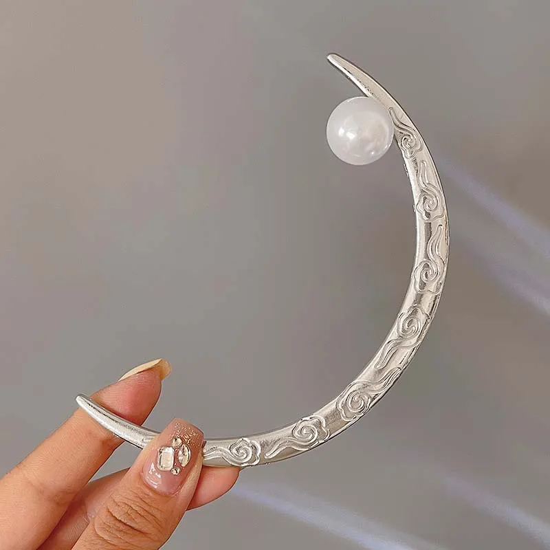 2026 New Chinese Hairpin Hair Stick Rose Flower Crystal Branch Metal Texture Vintage Hair Accessories for Women Headwear Jewelry
2026 New Chinese Hairpin Hair Stick Rose Flower Crystal Branch Metal Texture Vintage Hair Accessories for Women Headwear Jewelry