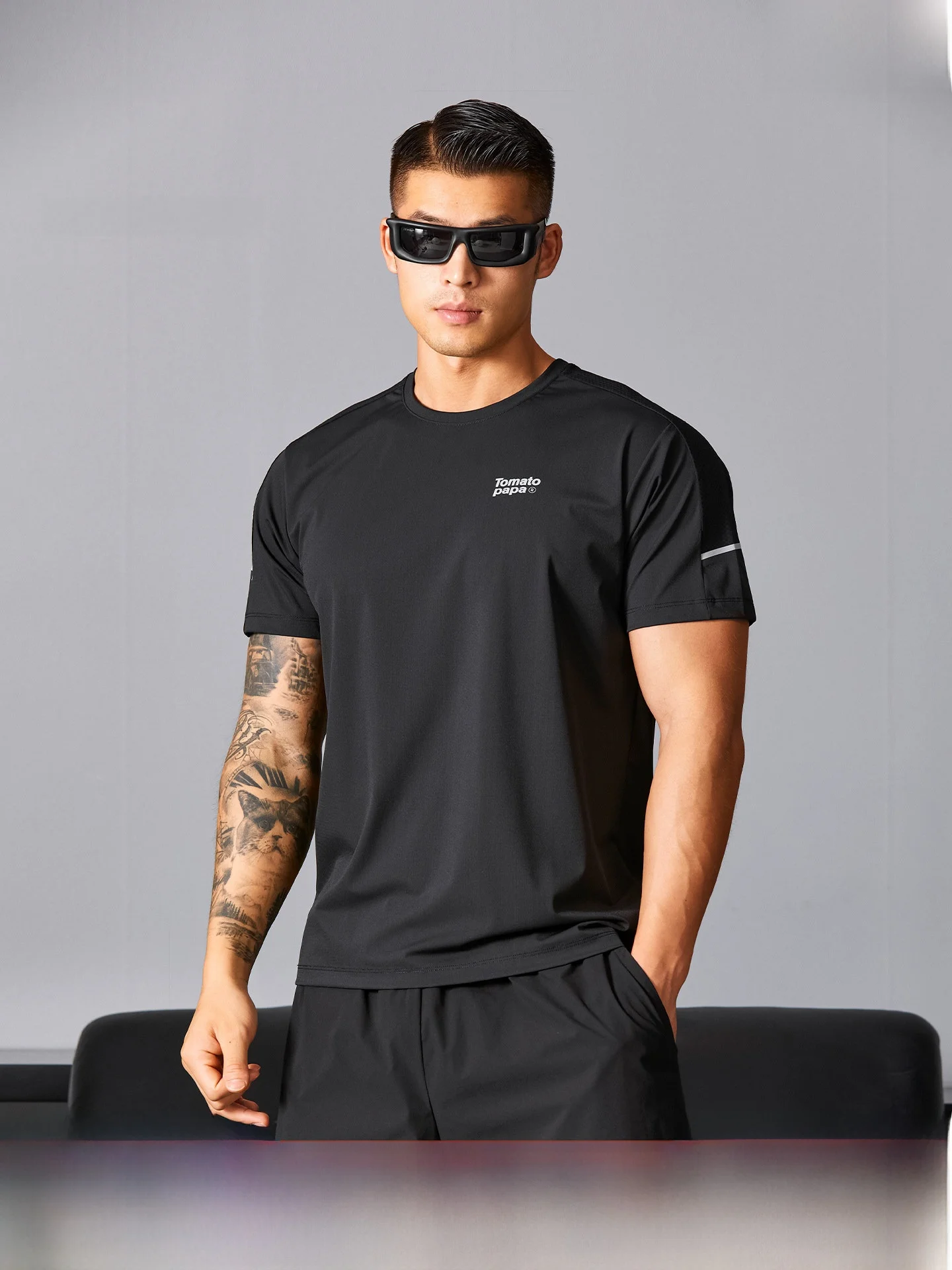 Atopapa Fitn T-irt round Ne ort Sve High Elastic Cool Feeling Outdoor Climbing Running irt Youth Faion Breath...
Atopapa Fitn T-irt round Ne ort Sve High Elastic Cool Feeling Outdoor Climbing Running irt Youth Faion Breath...