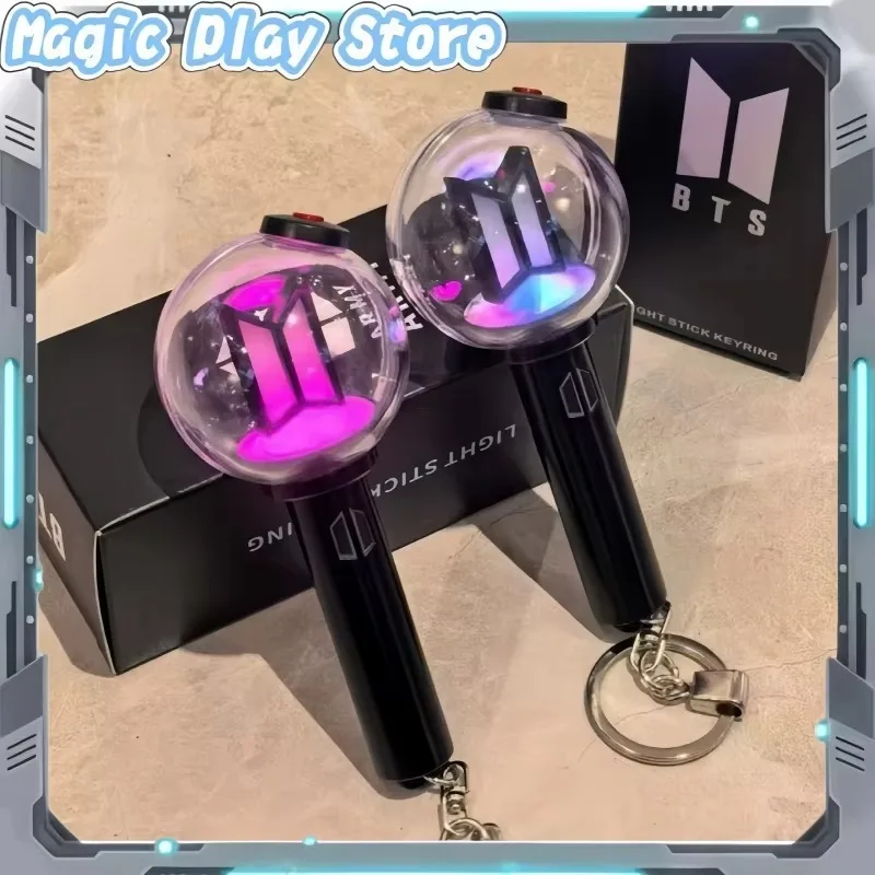 In Stock Mini K-POP Army Ver4 Lightstick Light Up Glowing Bag Pendant Keychain Keyring For Fans Concert Portable Decoration Gift
In Stock Mini K-POP Army Ver4 Lightstick Light Up Glowing Bag Pendant Keychain Keyring For Fans Concert Portable Decoration Gift