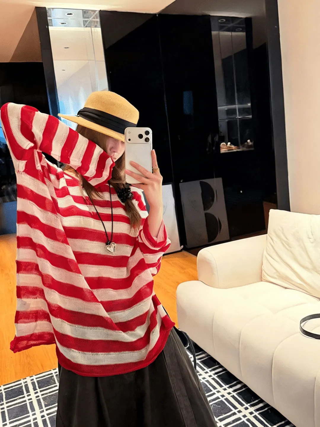 Loose Fit Ice Silk Knitted Long Sleeve Striped Top Women's Summer Casual Wear Comfortable Breathable Lightweight Tunic
Loose Fit Ice Silk Knitted Long Sleeve Striped Top Women's Summer Casual Wear Comfortable Breathable Lightweight Tunic