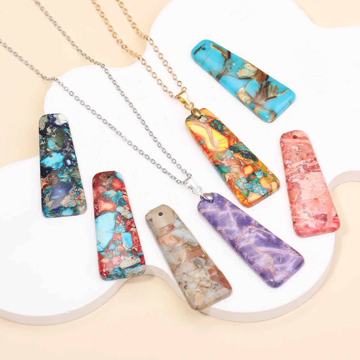 Imperial Stone Pendant Necklace Bohemian Oil Painting Style Semi-Precious Stone Necklace 16x42mmTrapezoid High-End Jewelry Gift
Imperial Stone Pendant Necklace Bohemian Oil Painting Style Semi-Precious Stone Necklace 16x42mmTrapezoid High-End Jewelry Gift