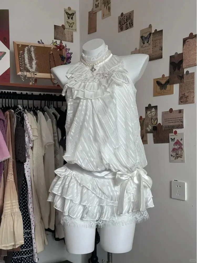 Y2K Shibuya Girl Japanese Vintage Women's 2 Piece Halter Top Mini Skirt Set Ruffle Lace Spring Korean Daily Streetwear New 2026
Y2K Shibuya Girl Japanese Vintage Women's 2 Piece Halter Top Mini Skirt Set Ruffle Lace Spring Korean Daily Streetwear New 2026