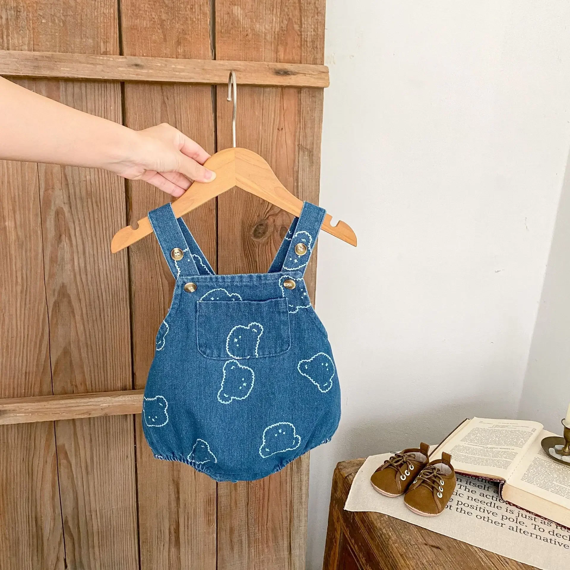 Denim Romper 0-3Years Newborn Baby Boy Girl Sleeveless Strap Cartoon Bear Jeans Bodysuit Outfits Clothes
Denim Romper 0-3Years Newborn Baby Boy Girl Sleeveless Strap Cartoon Bear Jeans Bodysuit Outfits Clothes