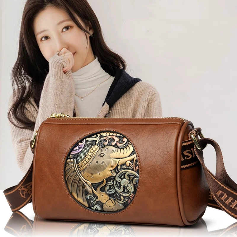 Women's Shoulder Bag 2024 New Fashion Elephant Printing Crossbody Handbag Wide Shoulder Strap Design Shoulder Bag
Women's Shoulder Bag 2024 New Fashion Elephant Printing Crossbody Handbag Wide Shoulder Strap Design Shoulder Bag