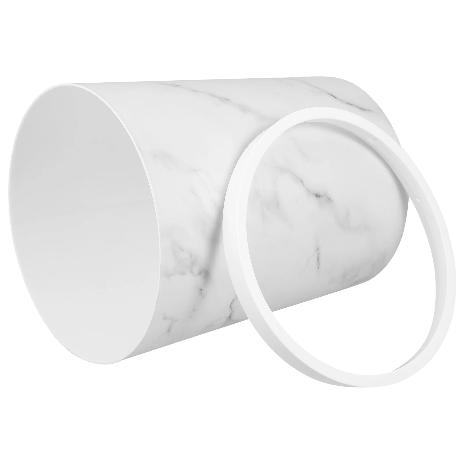 Большая круглая пластиковая корзина для мусора с дизайном под белый мрамор, с кольцом для надежного крепления мешка, для ванной, спальни, кухни
Большая круглая пластиковая корзина для мусора с дизайном под белый мрамор, с кольцом для надежного крепления мешка, для ванной, спальни, кухни