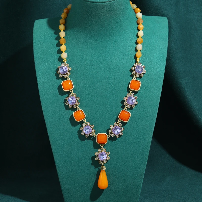 Vintage Purple Crystal Flower Necklace Pendant Large Beeswax Natural Stone Irregular Rhinestone Women Party Luxury 2026 Jewelry
Vintage Purple Crystal Flower Necklace Pendant Large Beeswax Natural Stone Irregular Rhinestone Women Party Luxury 2026 Jewelry