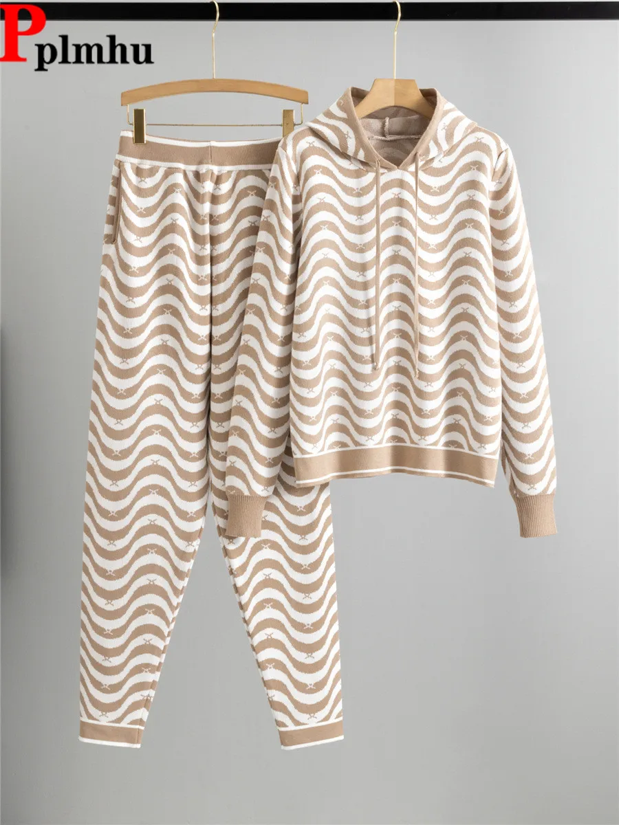 Striped Design Knit 2 Piece Sets Women Hooded Casual Knitwears Long Sleeve Pullover Conjuntos High Waist Harem Pants Tracksuit
Striped Design Knit 2 Piece Sets Women Hooded Casual Knitwears Long Sleeve Pullover Conjuntos High Waist Harem Pants Tracksuit
