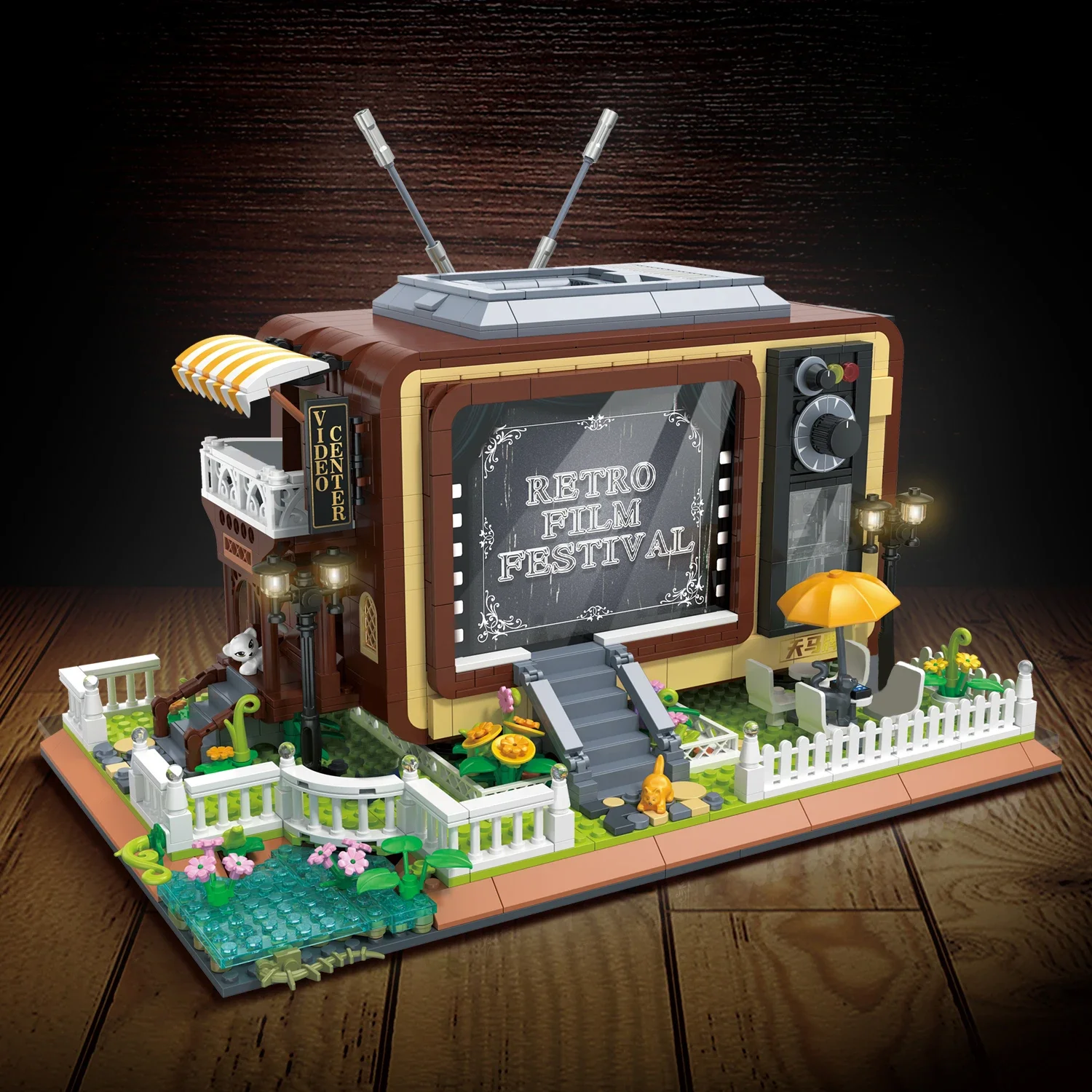 Video Center Building Blocks Model City Retro Film House Home Decorations Bricks Educational Toys Christmas Gifts For Children
Video Center Building Blocks Model City Retro Film House Home Decorations Bricks Educational Toys Christmas Gifts For Children