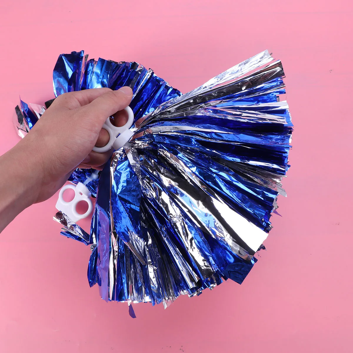 2 Pcs Plastic Ring Pom Poms Cheering Squad Spirited Fun Cheerleading Kit Cheer Poms for Both Kids College and High School
2 Pcs Plastic Ring Pom Poms Cheering Squad Spirited Fun Cheerleading Kit Cheer Poms for Both Kids College and High School