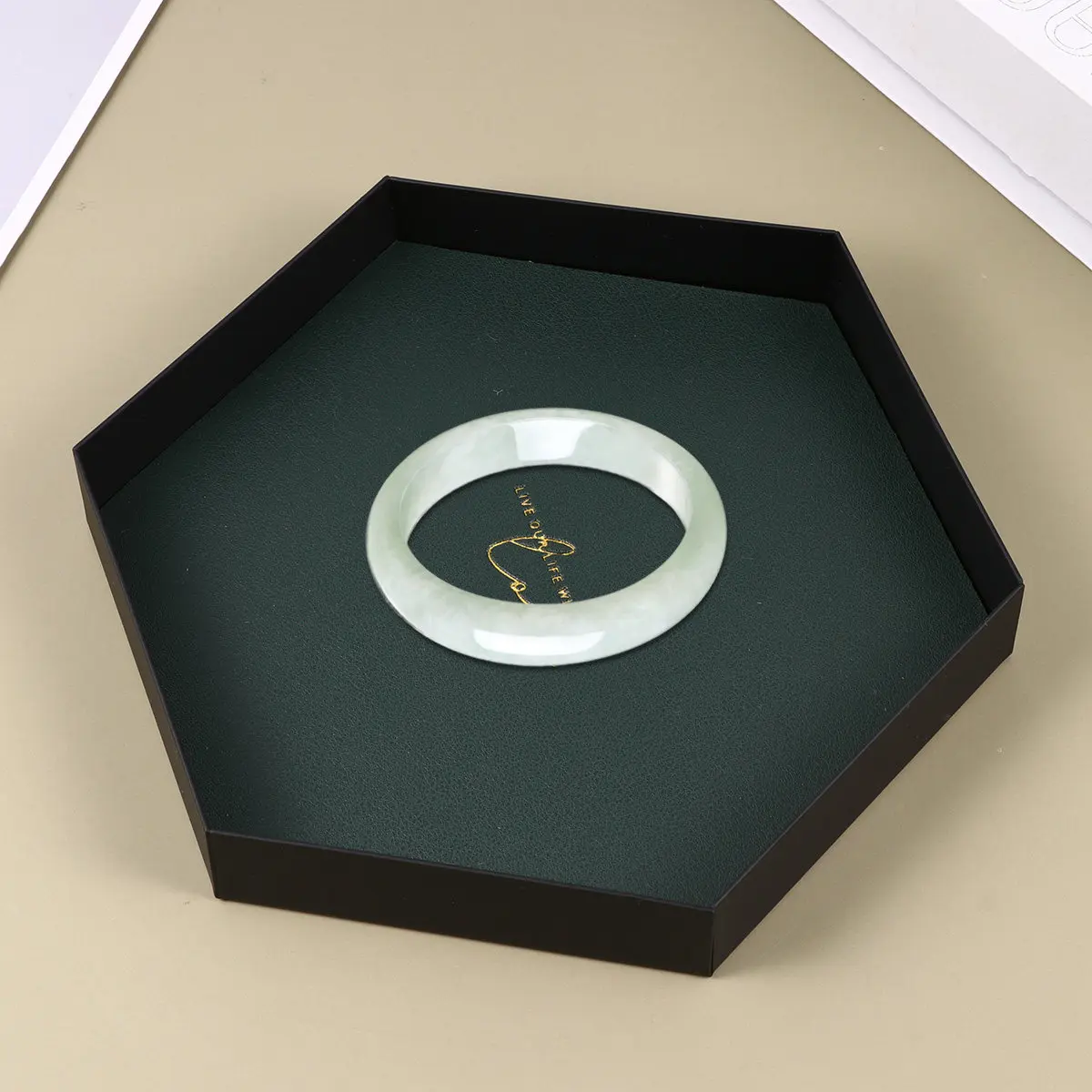Nordic Inspired Jewelry Tray Green Iron Trinket Dish for Necklace Anklet Earring Organizer Bedroom Bathroom Decor Accessory
Nordic Inspired Jewelry Tray Green Iron Trinket Dish for Necklace Anklet Earring Organizer Bedroom Bathroom Decor Accessory