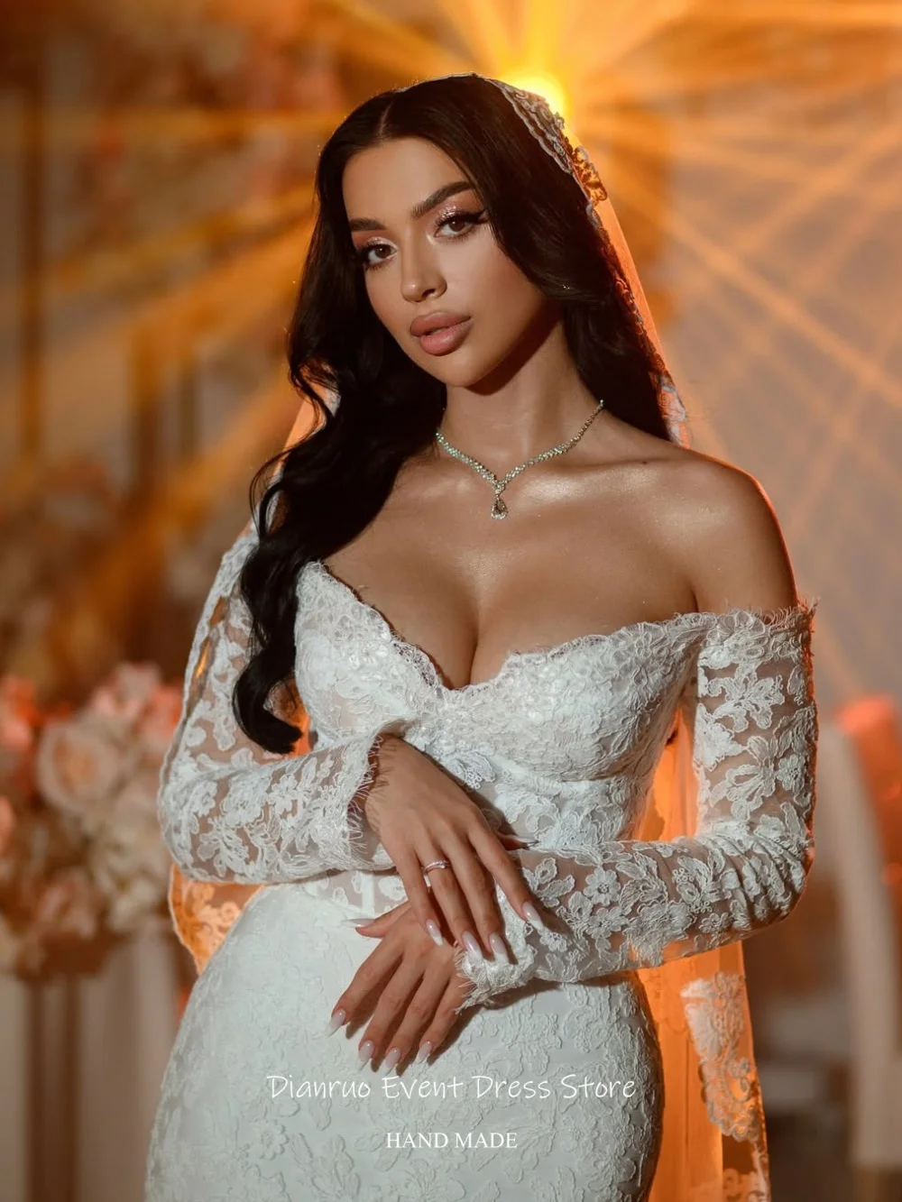 Dianruo Modern Lace Sleeves Bridal Wedding Dress Maxi Mermaid Vestido De Noiva Appliques Sweetheart Evening Dresses Customized
Dianruo Modern Lace Sleeves Bridal Wedding Dress Maxi Mermaid Vestido De Noiva Appliques Sweetheart Evening Dresses Customized