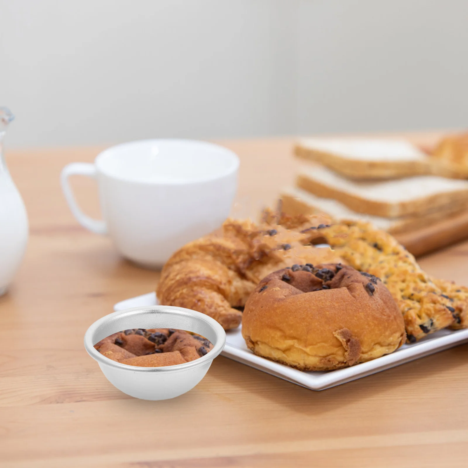 4Pcs Aluminum Hemisphere Bath Molds Half Sphere DIY Cake Molds Lightweight Easy Use for Crafting Bath Bombs 45x2cm
4Pcs Aluminum Hemisphere Bath Molds Half Sphere DIY Cake Molds Lightweight Easy Use for Crafting Bath Bombs 45x2cm