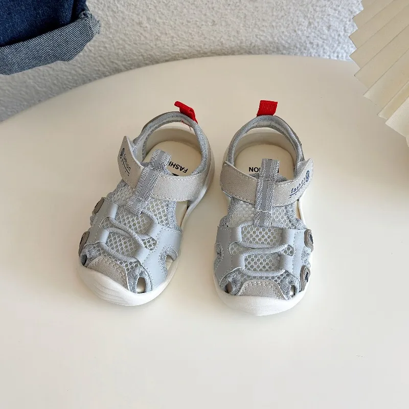 Baby Sports Sandals Hollowed-out Breathable Kids Casual Sandals Toes Capped 2026 Summer New Boys Girls Walking Shoes Non-slip
Baby Sports Sandals Hollowed-out Breathable Kids Casual Sandals Toes Capped 2026 Summer New Boys Girls Walking Shoes Non-slip
