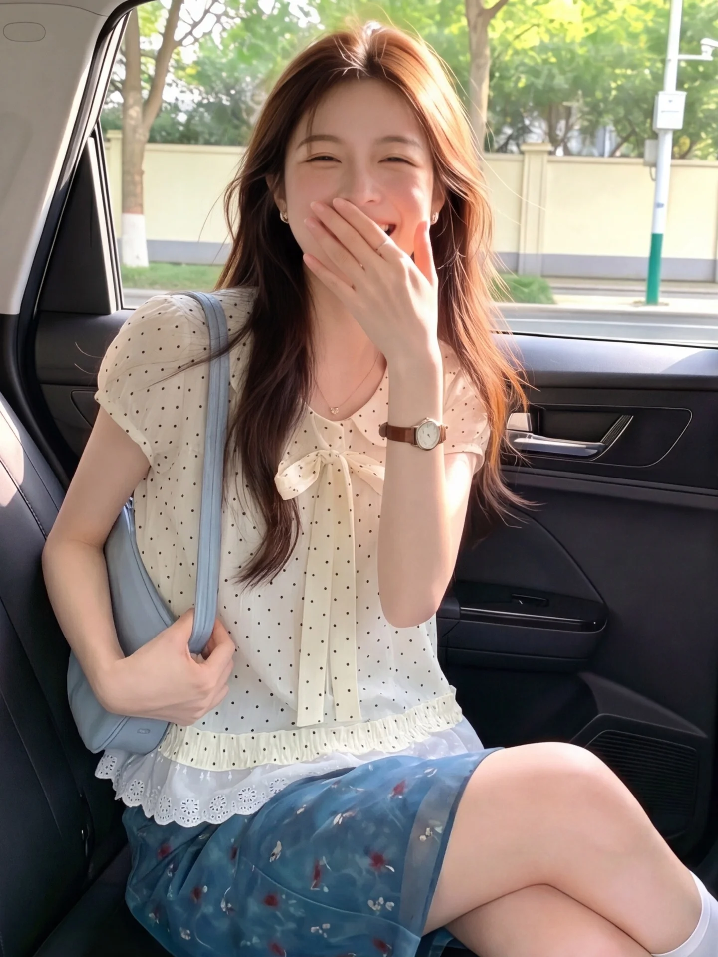 Sweet Style Doll Collar Bubble Sleeve Shirt Women's Summer Youthful Lace Splice Wooden Knot Top Breathable Thin
Sweet Style Doll Collar Bubble Sleeve Shirt Women's Summer Youthful Lace Splice Wooden Knot Top Breathable Thin