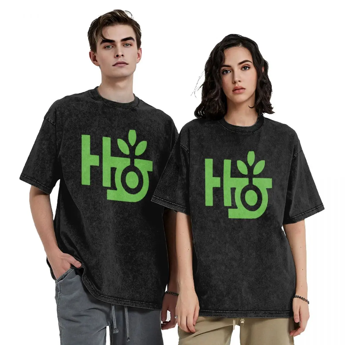 Created in 1999 and owned under distribution company Tum Yeto. T-Shirt summer top t shirt men 100℅ cotton
Created in 1999 and owned under distribution company Tum Yeto. T-Shirt summer top t shirt men 100℅ cotton