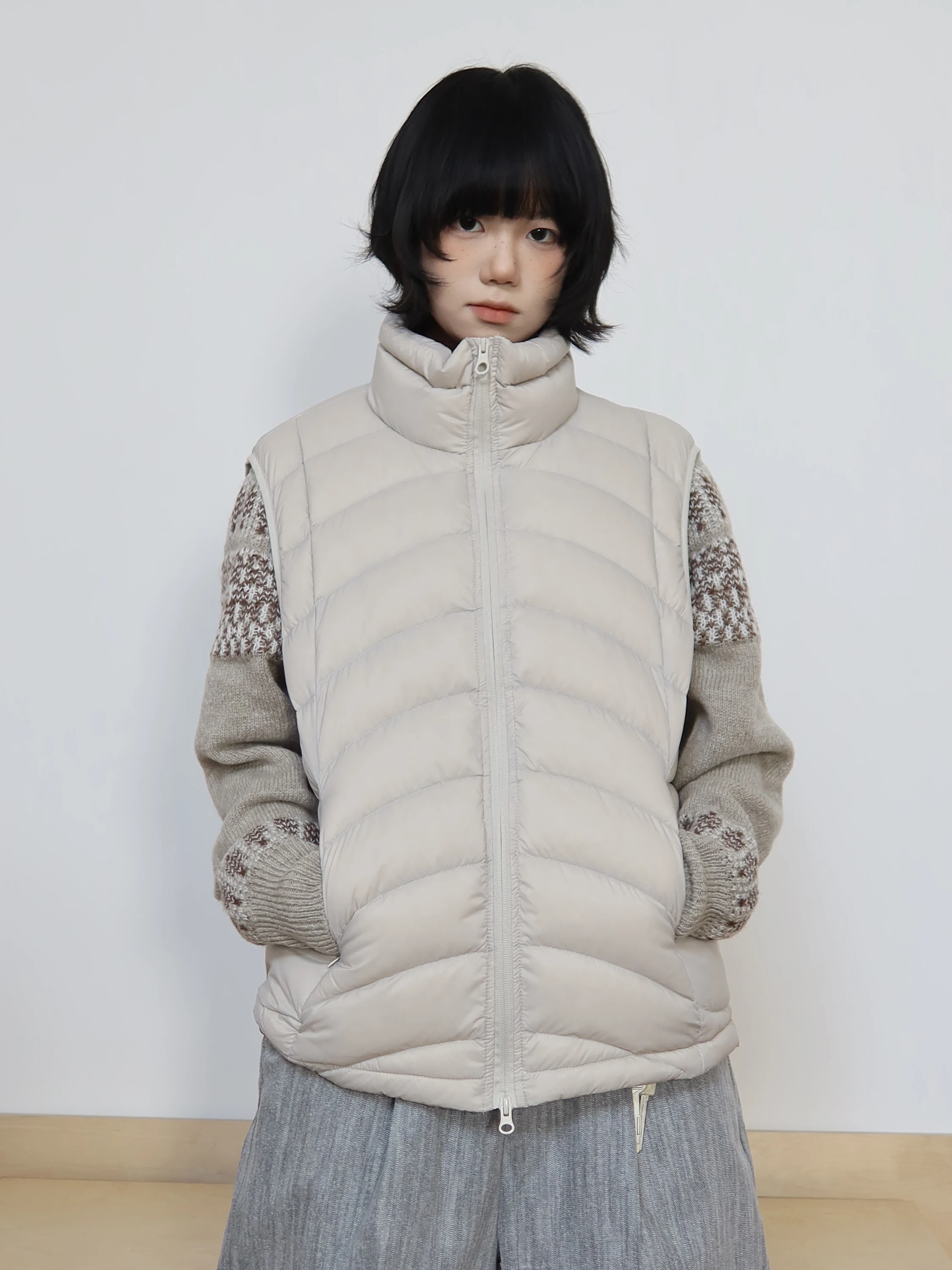 90 White Duck down Hooded Jacket Lightweight Warm Comfortable Nylon Fiber Vest Chinese Brand Women's Fashion Winter Outerwear
90 White Duck down Hooded Jacket Lightweight Warm Comfortable Nylon Fiber Vest Chinese Brand Women's Fashion Winter Outerwear